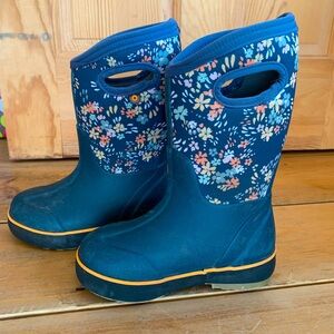Kids Bogs Classic Winter/Rain Boots, Size 11